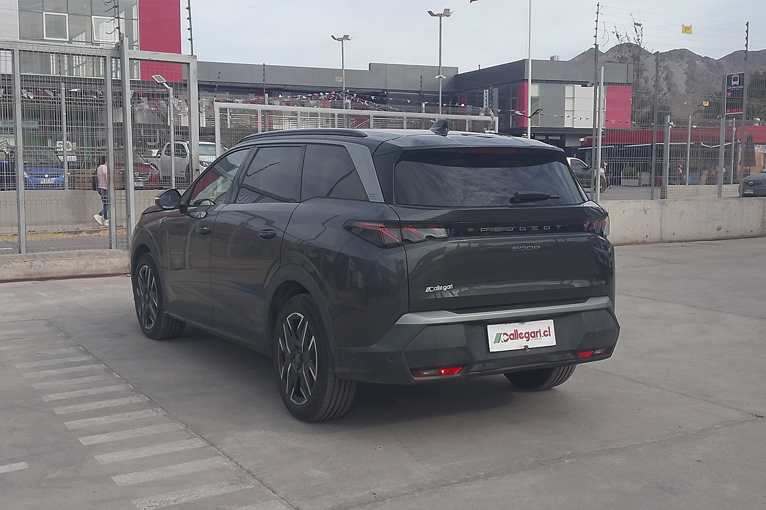 Peugeot 5008 — foto 10 de 12